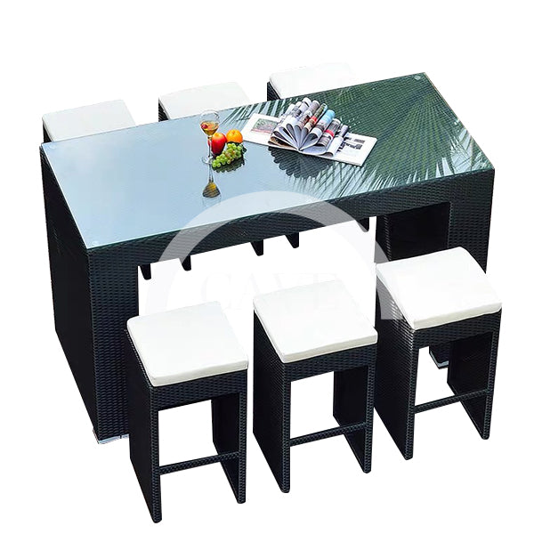 Outdoor Dining & Bar Tables